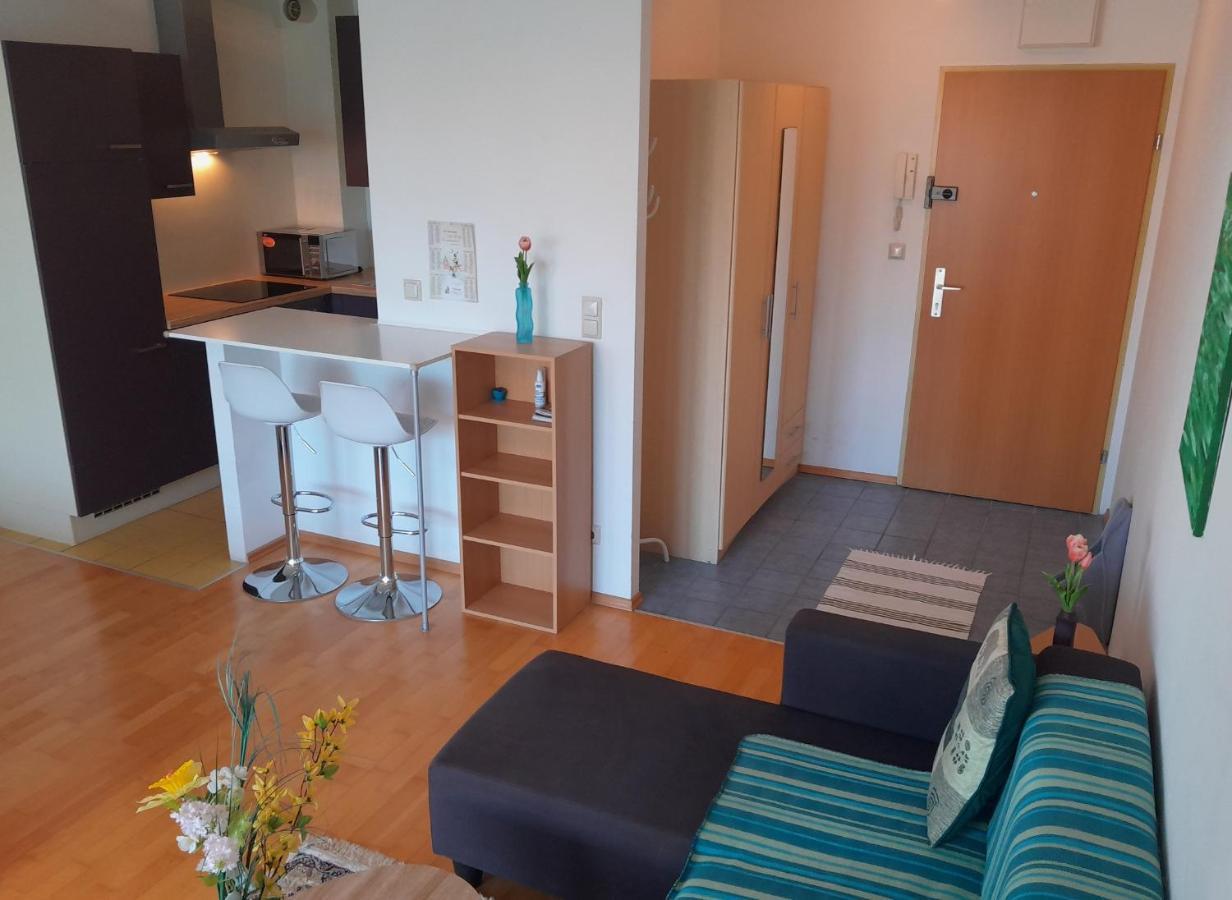 Serviced Apartment With Sunny Balcony Wien Ngoại thất bức ảnh
